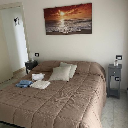 Apartamento La Casa Di Giada Peschiera Borromeo Exterior foto