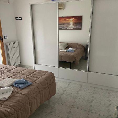 Apartamento La Casa Di Giada Peschiera Borromeo Exterior foto